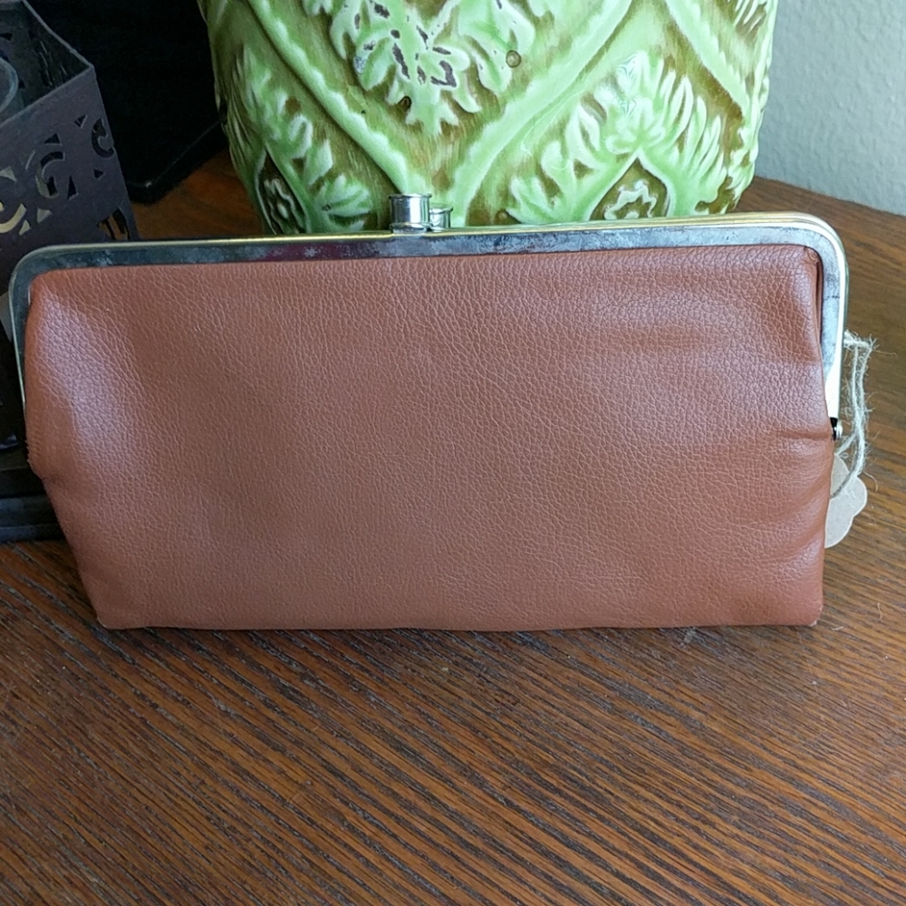 Wallet - Picture 2 of 5